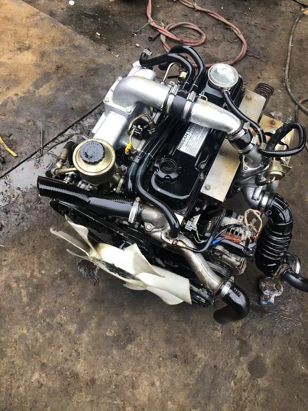 Moteur diesel QD32 Nissan en bon état pour le camion